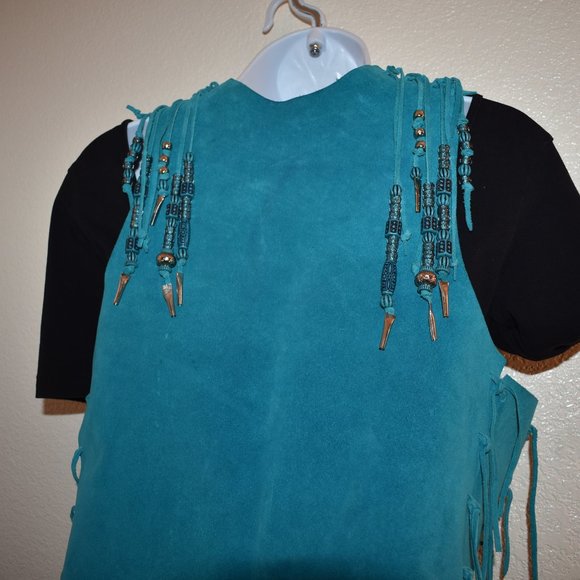 Vintage Leather Cowgirl vest - Picture 13 of 13